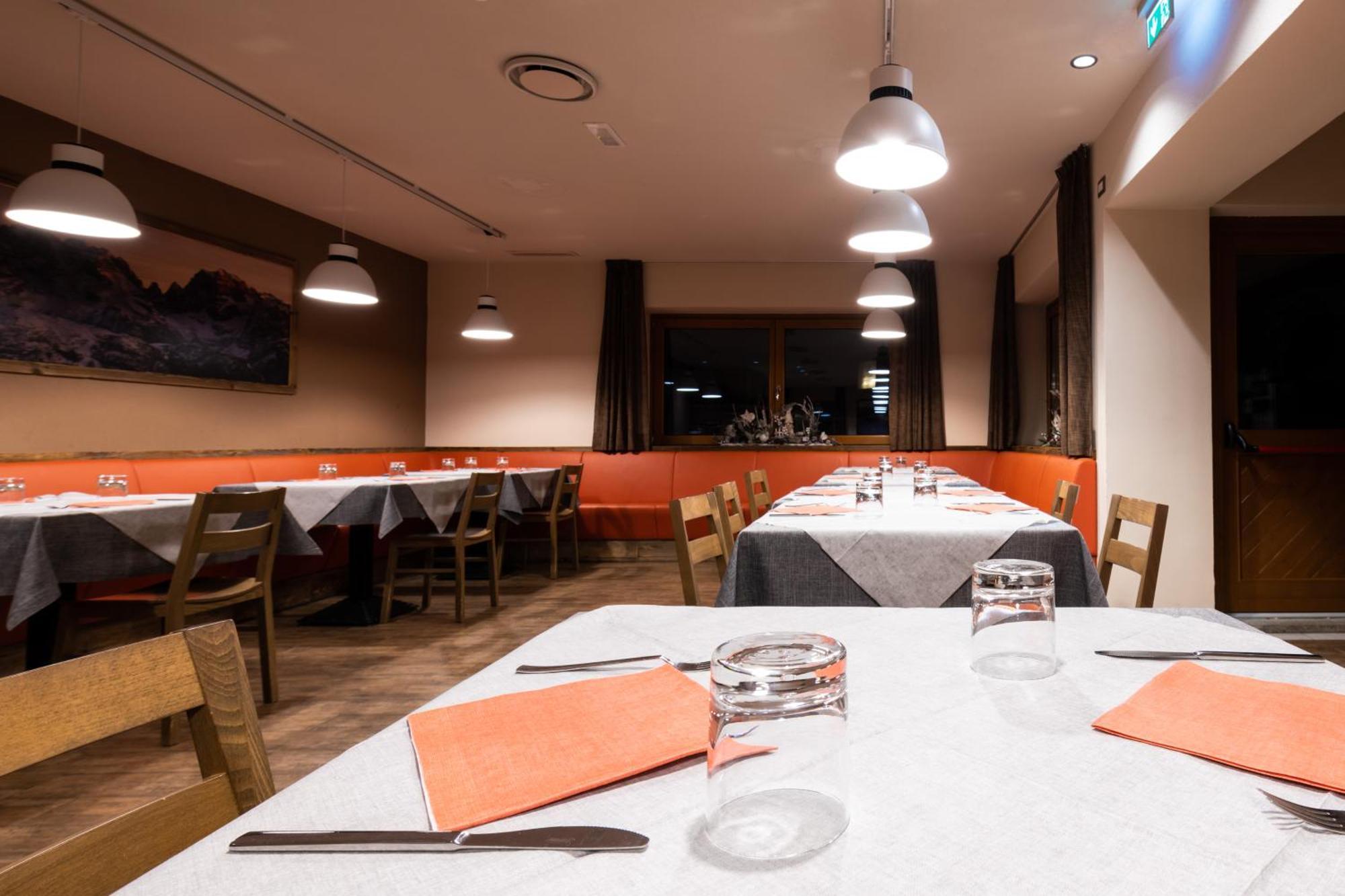 Hotel Fortini 마돈나 디 캄필리오 외부 사진