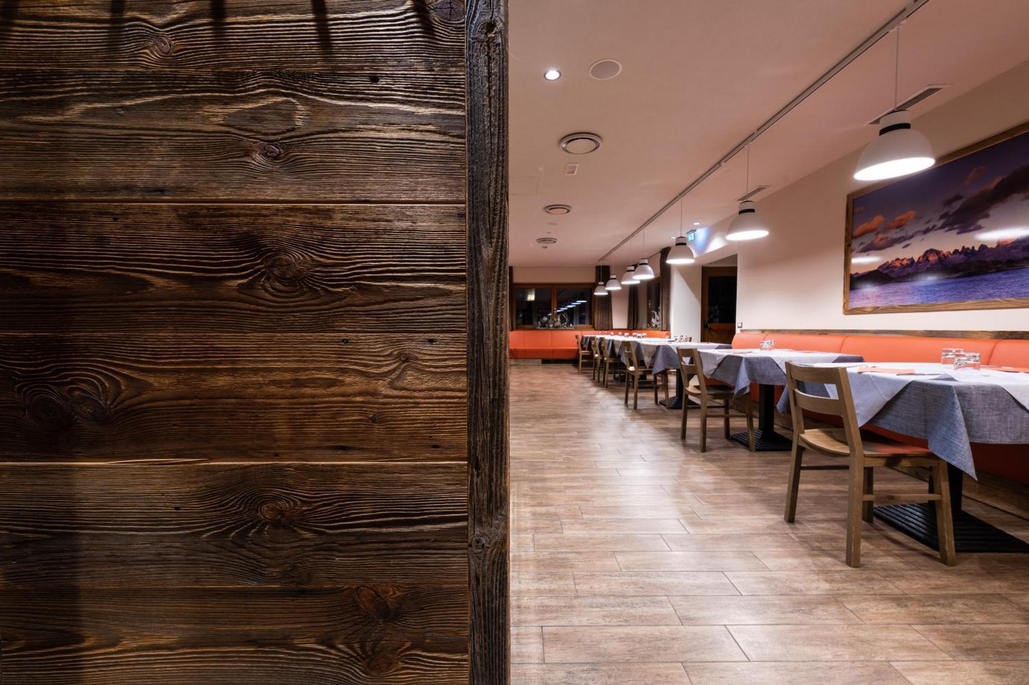 Hotel Fortini 마돈나 디 캄필리오 외부 사진