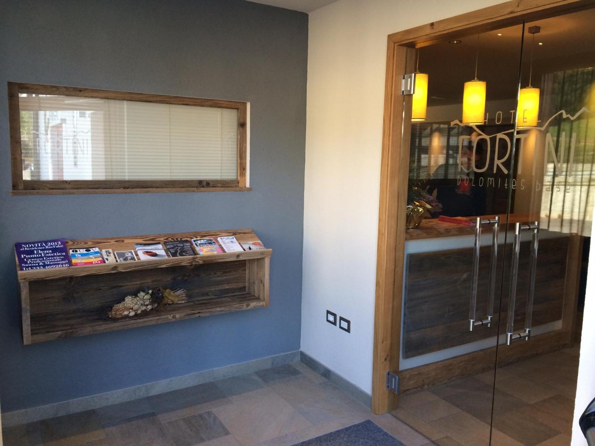 Hotel Fortini 마돈나 디 캄필리오 외부 사진