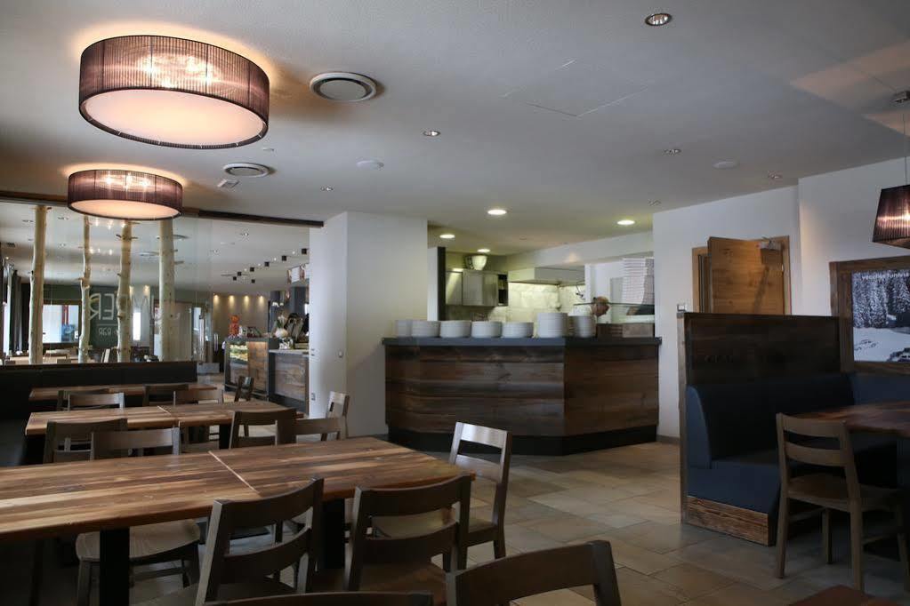 Hotel Fortini 마돈나 디 캄필리오 외부 사진